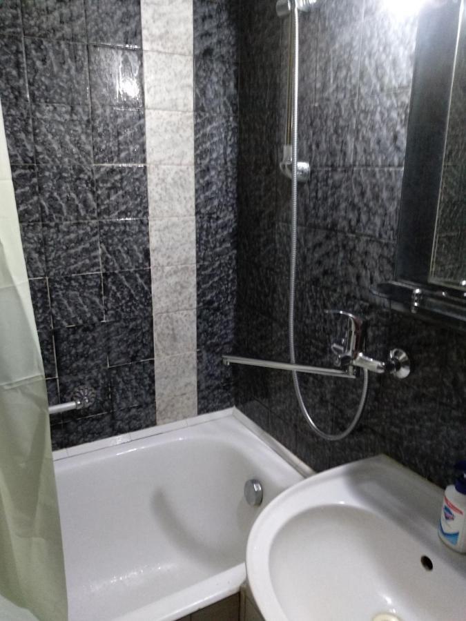 4-X Apartments Center Wi-Fi С 3-Мя Спальнями 95М2 Chernihiv Exterior photo